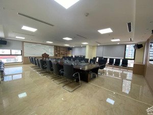 vip! bán nhà phố hoàng sâm, cầu giấy, dt 80m2/mt 18m, ô tô 10m, dòng tiền. giá 43 tỷ