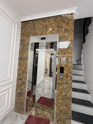 nhà hai bà trưng - 5 tầng thang máy