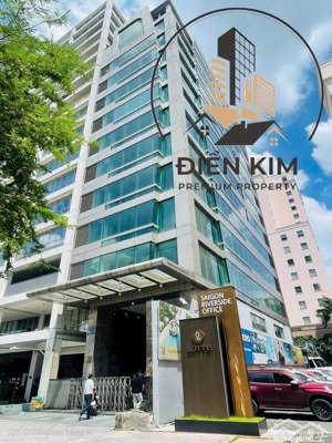 cho thuê tòa nhà vị trí vàng mặt tiền tôn đức thắng quận 1