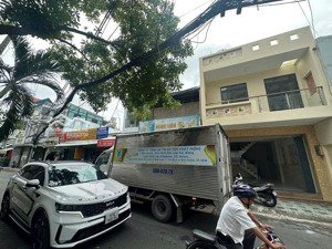 hàng hiếm hẻm 79 khu chợ vải phú thọ hòa, 7,9 tỷ, 5x11m 2 tầng mới keng