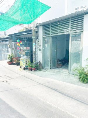 mtkd đường xe tải 8m sát ql 1a 100m2 dt: 4 x 25m, nở hậu - gần tân phú, ngã tư bốn xã