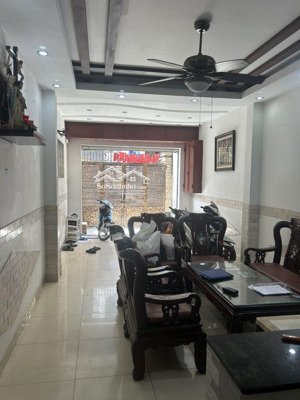 bán nhà mặt tiền nguyễn bá tòng, f11, tân bình khu vip bàu cát. 72m2( 4*18m) _ 5 tầng _ 12.2 tỷ