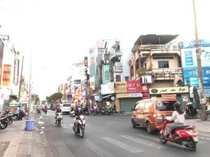 5,5 x 40m, hdt 70tr/th, 3 tầng. mt trường chinh - p. 12, giá 38 tỷ