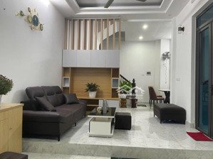 bán nhà chính chủ ngõ 120 nguyễn văn viên dt 31m2, 5 tầng xây mới giá 6.9 tỷ