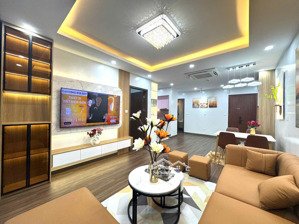 bán gấp căn hoa hậu 3 ngủ 80m2 view đẹp tại hà nội center point, full đồ, bc đông nam. giá 8,5 tỷ