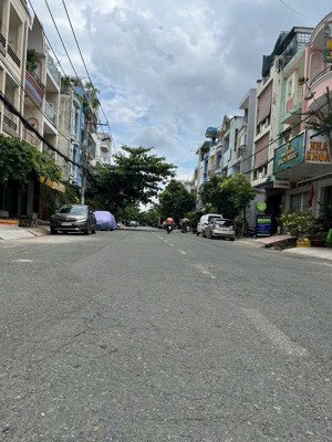 mặt tiền kinh doanh đường số 36 tên lửa, 4x12m, đúc 3,5 tấm, giá 8,25 tỷ