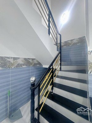 nhà hẻm nhựa thông 8m đường hương lộ 2, 4x13m, 1 trệt 1 lầu, 3pn