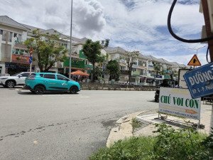 phước long b - q9 cũ - đường liên phường - 84m2 * 3tầng - 4pn. đường rộng 6m- gần global city