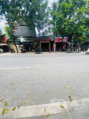 mặt phố hai bà trưng - giá nhà ngõ - 66/86m2 - mt 5.3m - view hồ - 2 thoáng - sổ vuông