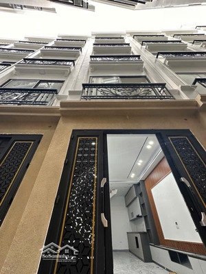 chỉ hơn 5 tỷ nhận ngay căn nhà 33m x 5 tầng tại trung tâm vân canh sổ đỏ trao tay lh: 