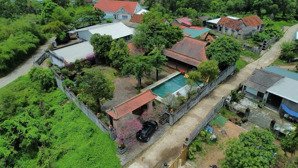 siêu phẩm nhà rường cổ điển - có hồ bơi cách huế 9km