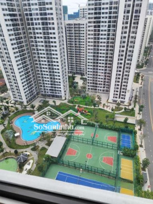 cần bán căn hộ vinhomes 2pn + 69m2 view hồ cá koi siêu đẹp giá chỉ 3.7 tỷ