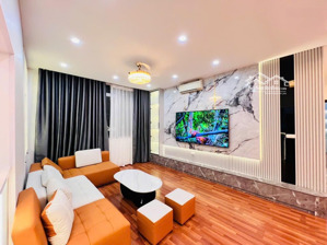 gán gấp căn hộ full nội thất đẹp tầng trung 118m2 - giá hơn 7 tỷ