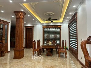 chính chủ gửi bán biệt thự vip hà đông -view vườn hoa,dt 155m -4 tầng,nhỉnh 40 tỷ