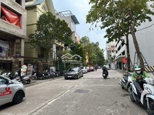 bán biệt thự tây hồ-lô góc -kinh doanh siêu đỉnh chỉ 40,9 tỷ 