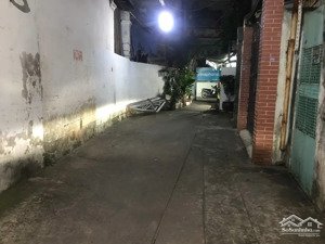 nhà riêng bán gấp tại cách mạng tháng tám, 3,7 tỷ, 29m2, q3, hcm