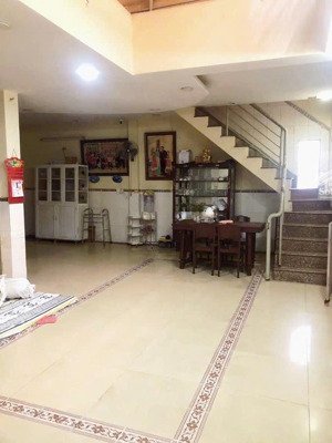 bán nhà riêng tại đường tái thiết, 18 tỷ, 139 m2, giá cực chất