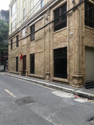 cho thuê nhà riêng phạm tuấn tài 80m x 4,5t, 7p, đường ô tô tránh. mặt tiền rộng 7m