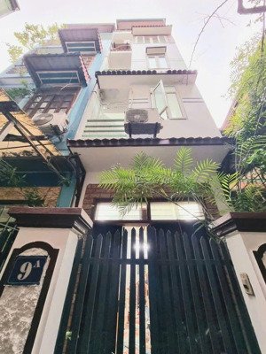 trung tâm tây hồ, 3 bước ra phố thụy khuê, nhà 5 tầng 2 thoáng, ở sang, kinh doanh đỉnh