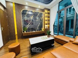 bán nhà phố trường chinh 50m, 4 tầng hiện đại ô tô đỗ cửa thất lung linh bán gấp giá đẹp.