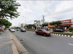 Bán nền Phú Tân Cách Đại lộ Đồng Khởi 300 mét