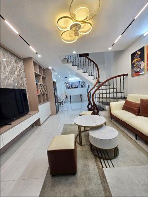 trung tâm ba đình nhà đẹp ở ngay full nội thất vượng khí, an sinh đỉnh - giá trị tiềm năng cao