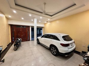 duy nhất 1 căn phố trần thái tông thọ tháp thành thái -duy tân 105m giá 46.8 tỷ. 