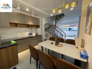 bán nhà riêng hẻm xe hơi linh tây, thủ đức, 8,2 tỷ, 68m2, 5pn, 5wc, 3 tầng