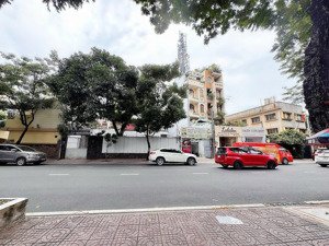 bán nhà c4 mặt tiền kd đ. võ thị sáu, q. 3 - dt 4,2m*21m - chào chỉ 23 tỷ - chính chủ 1 đời xưa