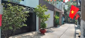 5,5x14,5 (69m2) nhỉnh 5 tỷ, ngay coop mart trường chinh, p15, tb