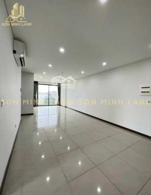 cần cho thuê căn diện tích lớn 138m2 nt cơ bản (bếp, rèm, máy lạnh) decor theo sở thích quý khách