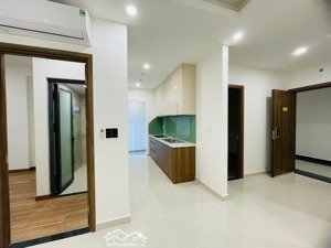 cần bán căn góc 70m2 tại căn hộ q7 saigon riverside đường đào trí. căn góc thoáng mát giá 4 tỷ