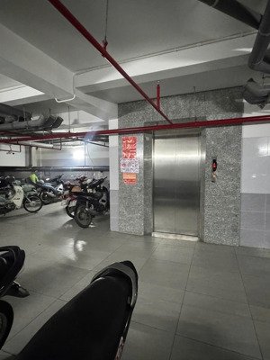 bán tòa chdv - hẻm 10m nguyễn hữu tiến, tân phú - hầm, 5 lầu (32 phòng)- hdt:140tr/th - giá:31,5 tỷ