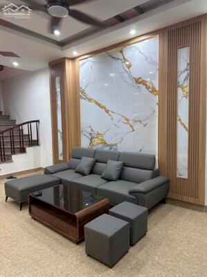 BÁN NHÀ 4 TẦNG MỚI, PHÂN LÔ ĐƯỜNG Ô TÔ THÔNG, KD VĂN PHÒNG, RẤT GẦN MẶT PHỐ HOÀNG VĂN THÁI.