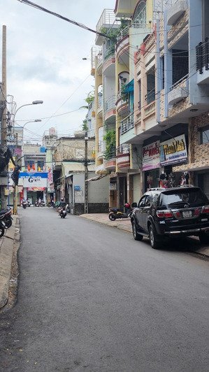 lạc long quân, tân bình-xe hơi ngủ trong nhà-4 tầng -10 tỷ+