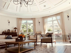 cần bán gấp 3 căn hộ 106m2 và 189m2 và 380m2 tại the manor mễ trì. giá từ 78tr/m2. lh: 