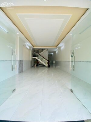 Cho thuê nhà trệt 3 lầu 400m2 đông nam full nội thất kdc phú an cần thơ 14 TRIỆU