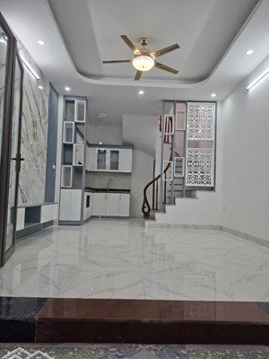 hiếm nhất khu - bách - kinh - xây - phố lê thanh nghị - nhà đẹp gần phố - nhỉnh 5 tỷ