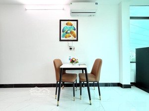 ccmn 6 tầng thang máy - 15m ô tô tránh doanh thu/ năm - ngay sát đại học bách khoa - kinh tế