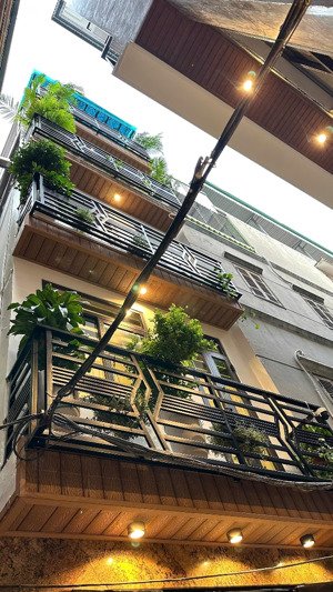 nhà đẹp phố minh khai - ngõ to - chủ đầu tư uy tín - gần các trường đại học lớn - trung tâm quận