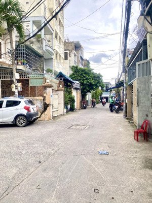 bán nhà riêng 70m2 (4x18)m tại bình thạnh - ô tô cất nhà - hẻm 7m thông ra bến xe miền đông cũ