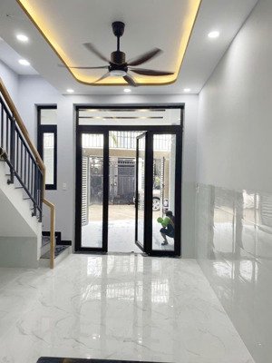 nhà lầu trệt tại vĩnh phú, gần cty tân hiệp phát, cách ql13 chỉ 200m