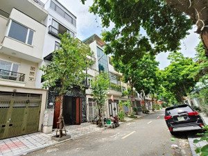 19tỷ có ngay nhà phân lô vip kđt văn quán - vỉa hè ô tô tránh - nhà 2 thoáng trước sau - 70m2