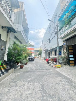 bán nhà mặt tiền khu tên lửa, ngang 4,5m x 15m, xe hơi ngủ nhà, chỉ hơn 7 tỷ