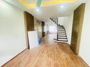 13,8 tỷ. hàng xóm kđt mới đại kim, 51m*5 tầng, mặt tiền 4m, 2 thoáng. kinh doanh đỉnh