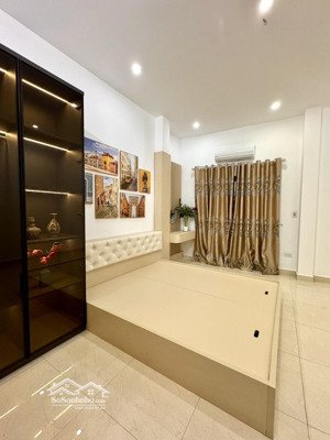 bán nhà võ thị sáu 33m2, 4 tầng, 6.65 tỷ, ngõ nông, gần oto, full nội thất chỉ việc vào ở