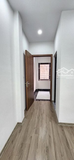 hồng mai chùa quỳnh hai bà trưng 5 tầng -diện tích rộng ở ngay