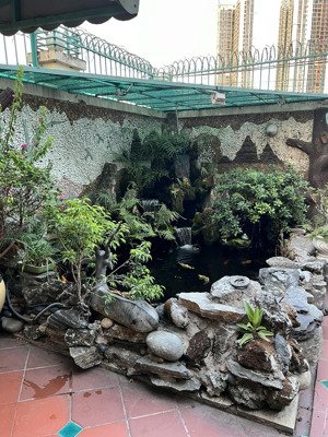 cho thuê nhà nguyên căn 4pn 4wc full nội thất, có sân rộng, view hồ tân mỹ mát mẻ. lh: 