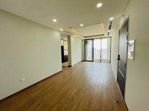 hiếm, cho thuê the park home, 2 ngủ, cơ bản, 16 triệu, vào luôn. lh o.971..342.965