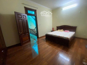 bán biệt thự sang trọng mặt phố bùi xuân phái kđt mỹ đình 2. dt 200m2, mt 10m. giá 70 tỷ tl